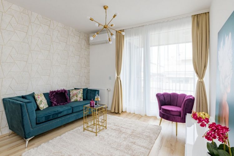Referenciák 0 ingatlanbefektetes homestaging lakopark ujepitesu lakaskiadas napfenyes